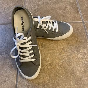SeaVees Monterey Sneakers *never worn* - size 7.5